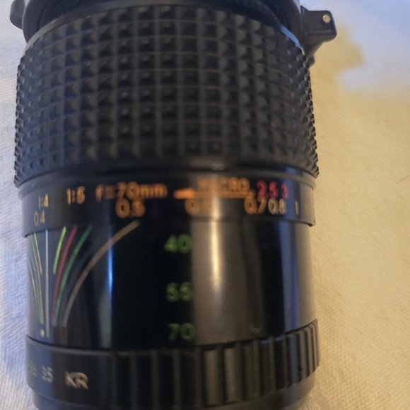 Versatile Black Camera Lens for Photography - Picture 1 of 6